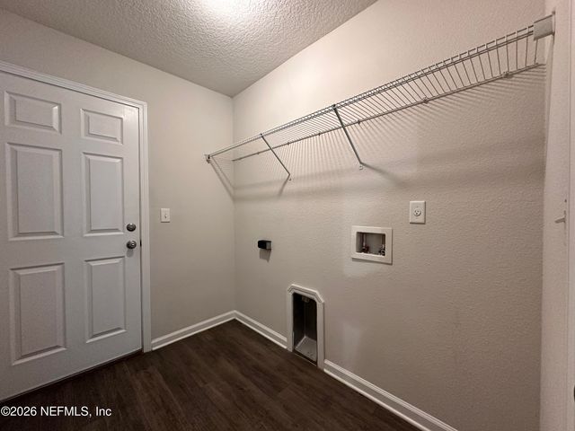 3460 BELFORT Road, Jacksonville, FL 32216