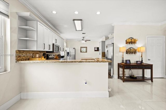 668 NW 155th Ter, Pembroke Pines, FL 33028
