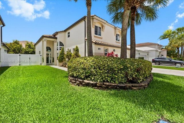 668 NW 155th Ter, Pembroke Pines, FL 33028