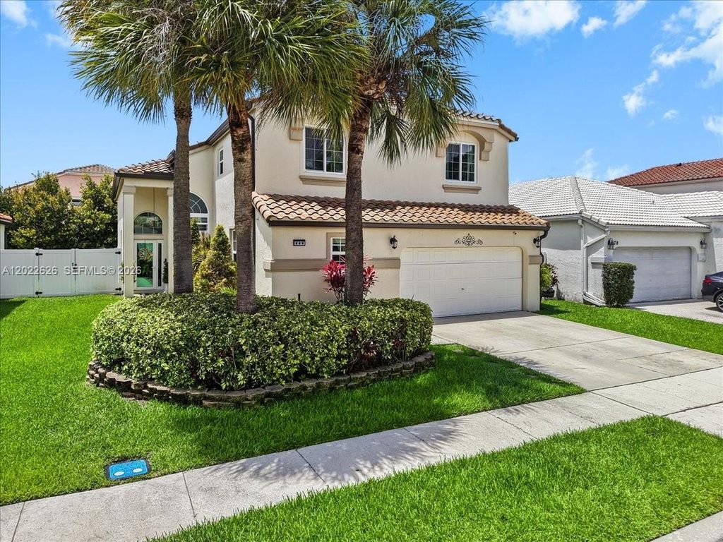 668 NW 155th Ter, Pembroke Pines, FL 33028