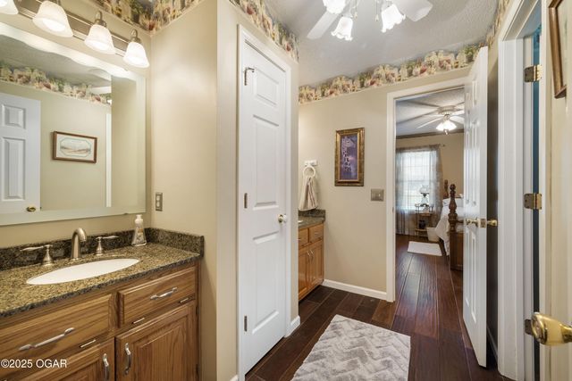 3425 E Ten Pin Lane, Joplin, MO 64801