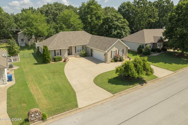 3425 E Ten Pin Lane, Joplin, MO 64801