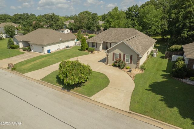 3425 E Ten Pin Lane, Joplin, MO 64801