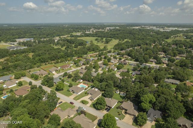 3425 E Ten Pin Lane, Joplin, MO 64801