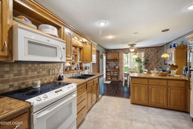 3425 E Ten Pin Lane, Joplin, MO 64801