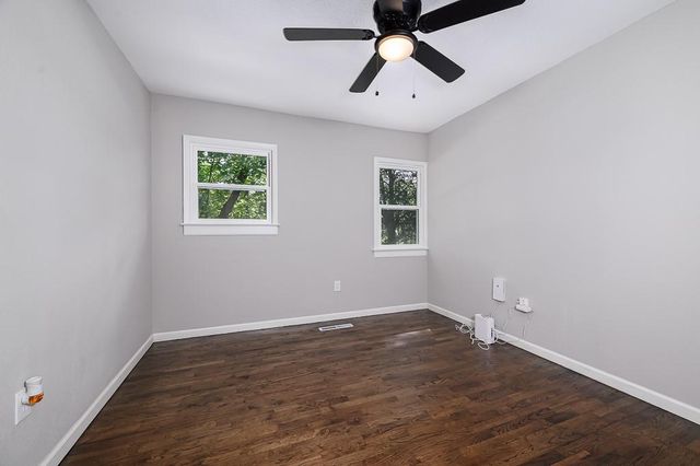 226 S 68th Street, Kansas City, KS 66111
