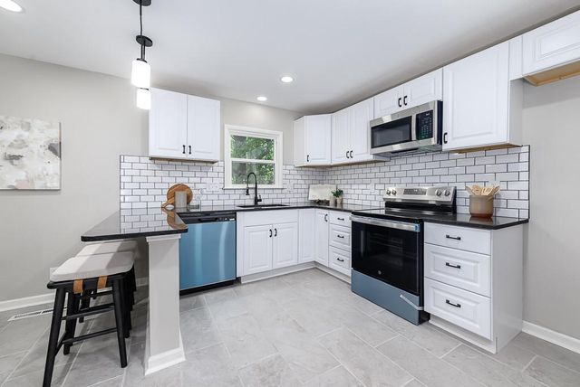226 S 68th Street, Kansas City, KS 66111