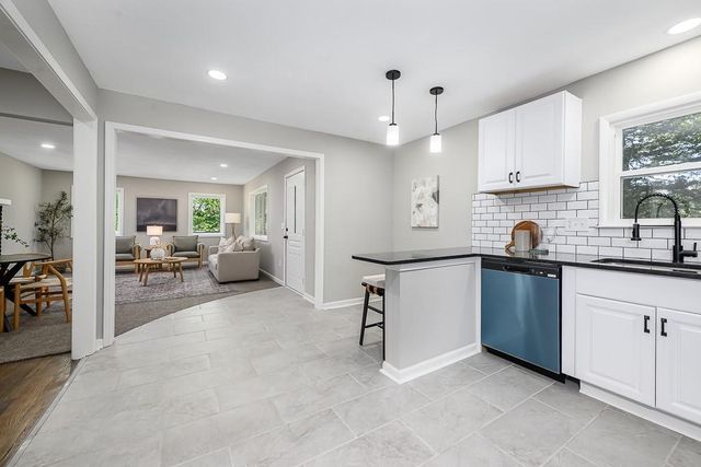 226 S 68th Street, Kansas City, KS 66111