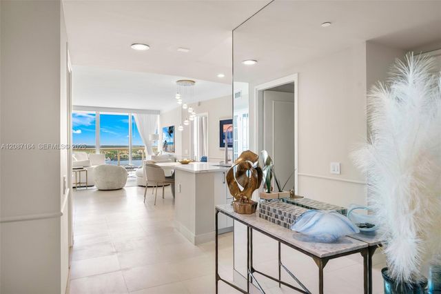 450 Alton Road 2105, Miami Beach, FL 33139