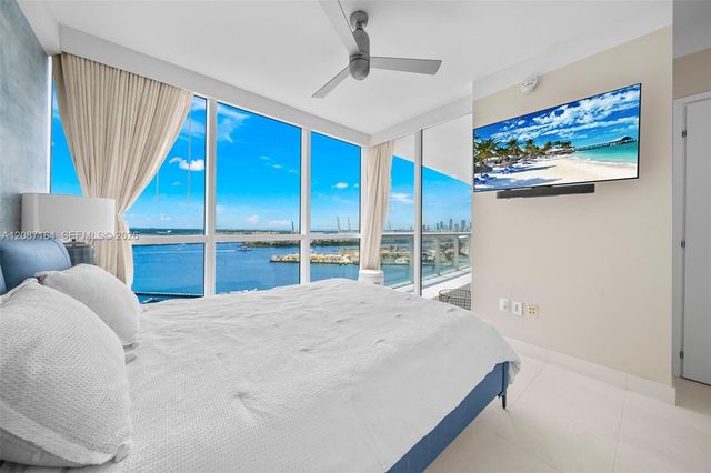 450 Alton Road 2105, Miami Beach, FL 33139