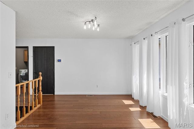 15619 91st Avenue, Florissant, MO 63034