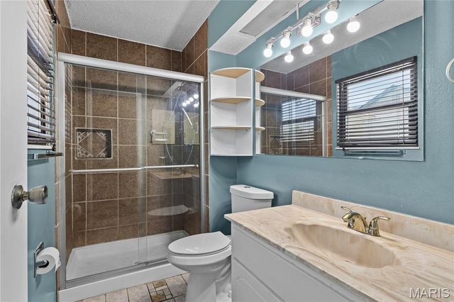 15619 91st Avenue, Florissant, MO 63034