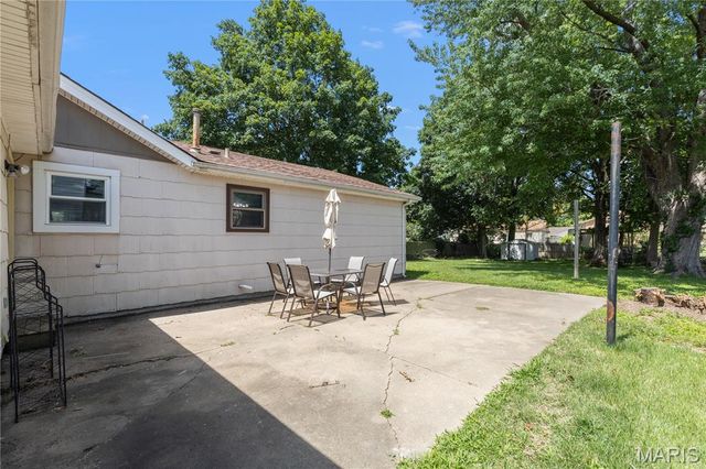 15619 91st Avenue, Florissant, MO 63034