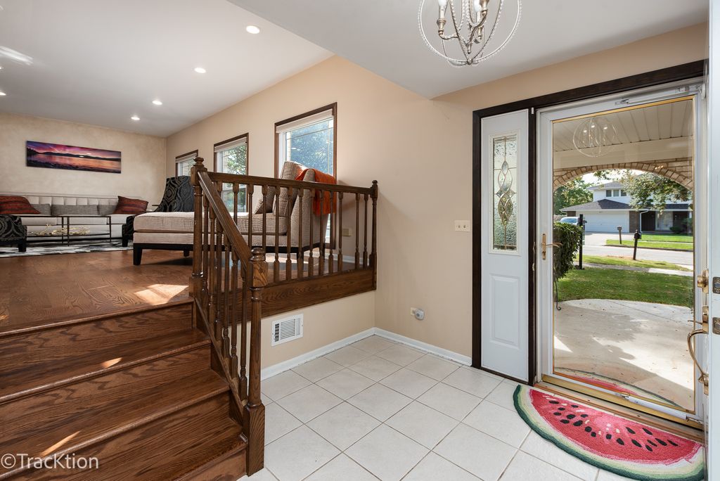 904 Weatherbee Avenue, Downers Grove, IL 60516 — photo 3