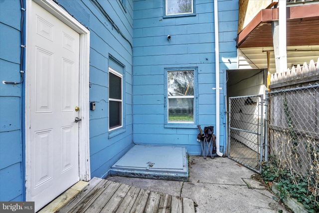 224 W COLLEGE AVE, York, PA 17401