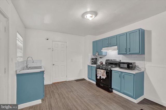 224 W COLLEGE AVE, York, PA 17401