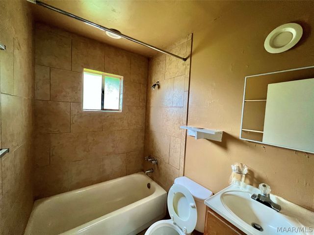3808 DILWORTH Road, Montgomery, AL 36108