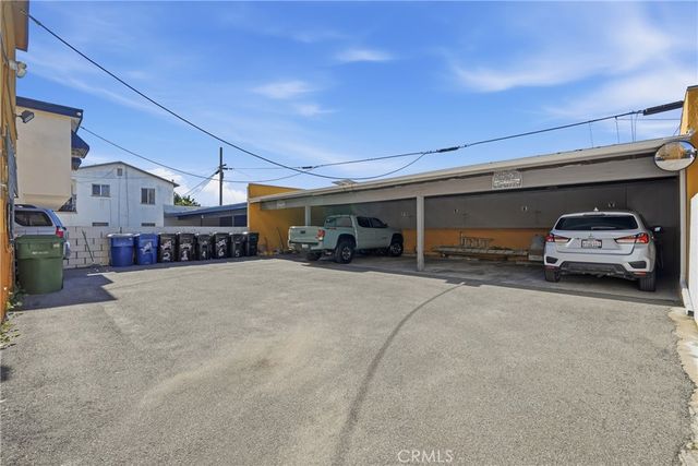 1207 S Catalina Street, Los Angeles, CA 90006