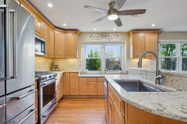 508 Hamilton Dr, Hackettstown Town, NJ 07840