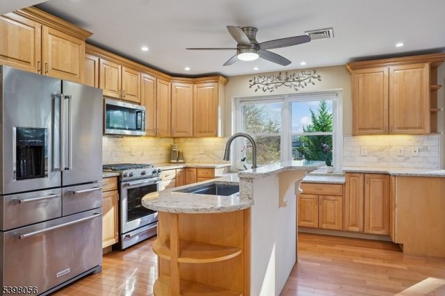 508 Hamilton Dr, Hackettstown Town, NJ 07840