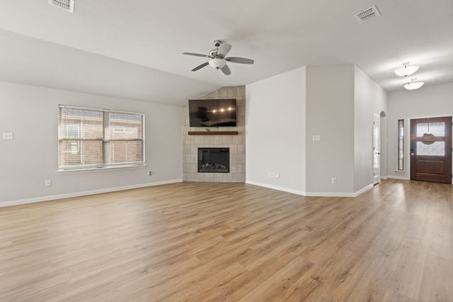 3116 Bent Trail Court, Burleson, TX 76028