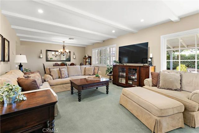 207 S Hacienda Ave., Glendora, CA 91741