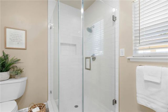 207 S Hacienda Ave., Glendora, CA 91741