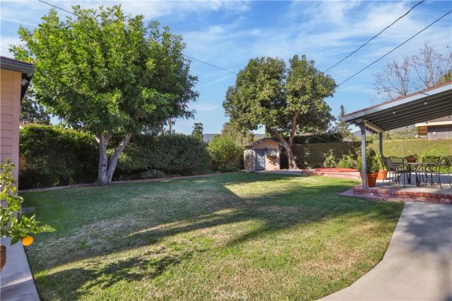 207 S Hacienda Ave., Glendora, CA 91741