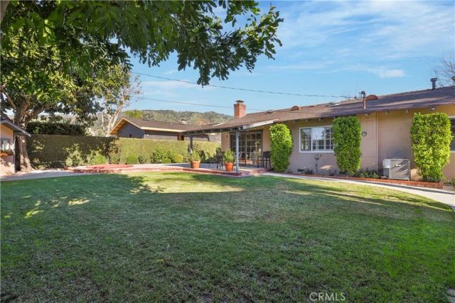 207 S Hacienda Ave., Glendora, CA 91741