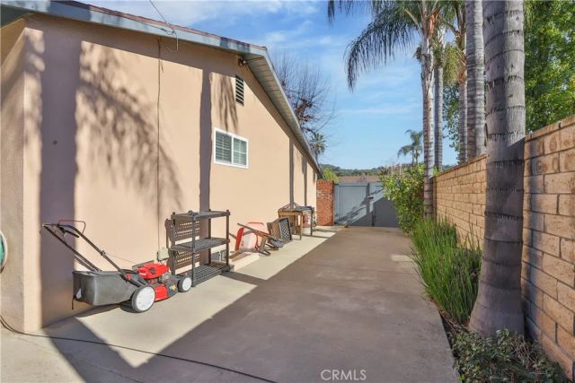 207 S Hacienda Ave., Glendora, CA 91741