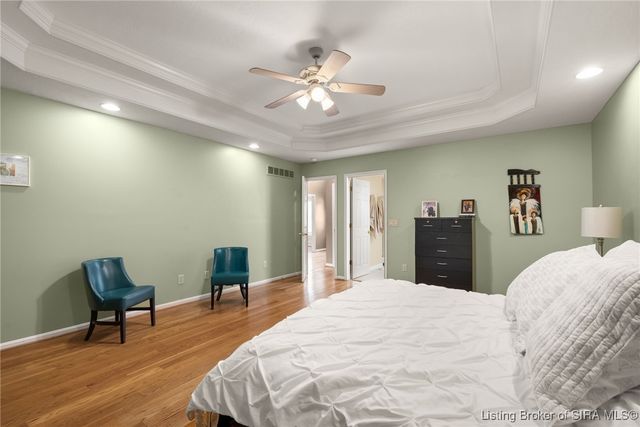 3048 Wolf Den Court, New Albany, IN 47150