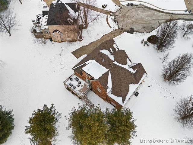 3048 Wolf Den Court, New Albany, IN 47150