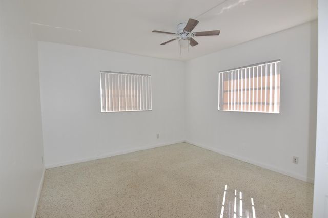 2472 NE 5th Avenue 2472, Boca Raton, FL 33431