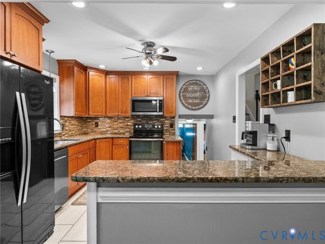 11134 Linderwood Dr, Mechanicsville, VA 23116