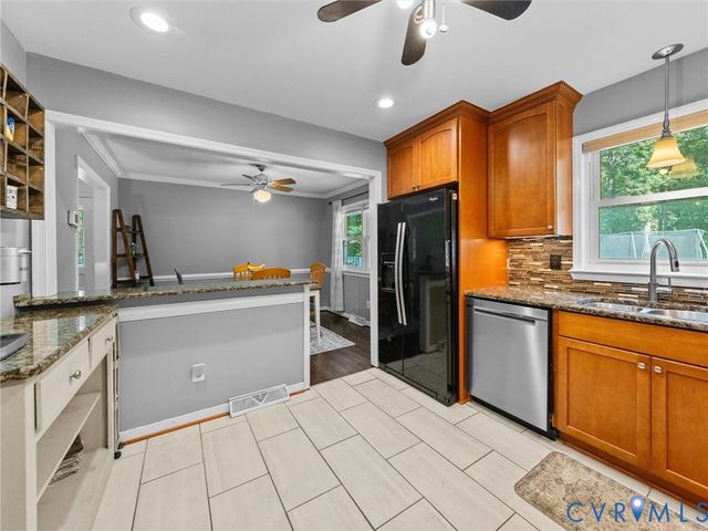 11134 Linderwood Dr, Mechanicsville, VA 23116
