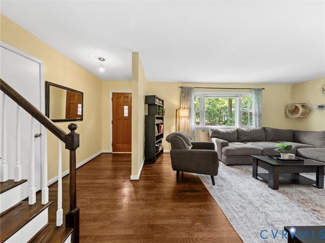 11134 Linderwood Dr, Mechanicsville, VA 23116