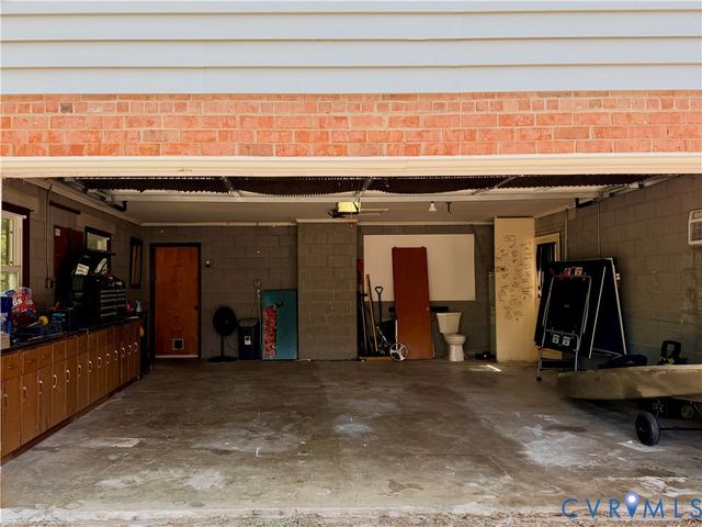 11134 Linderwood Dr, Mechanicsville, VA 23116