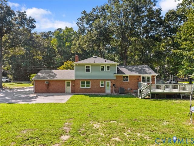 11134 Linderwood Dr, Mechanicsville, VA 23116