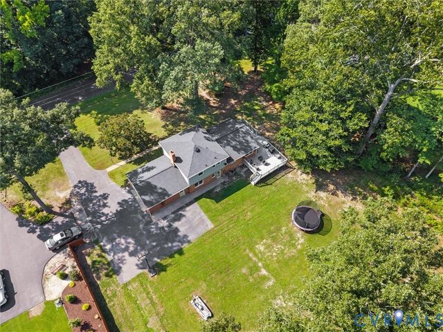11134 Linderwood Dr, Mechanicsville, VA 23116