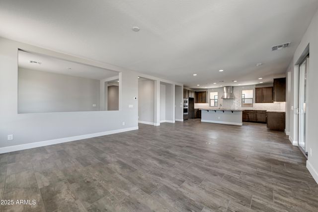 3280 Maverick Drive, Wickenburg, AZ 85390