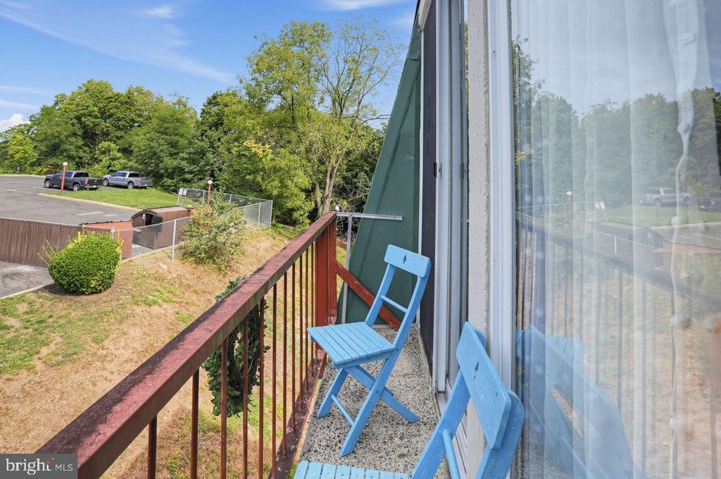 2534 FOREST LN #E-20, Schwenksville, PA 19473 — photo 4