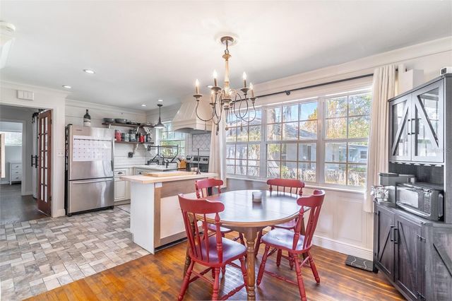 1237 W VOORHIS AVENUE, Deland, FL 32720