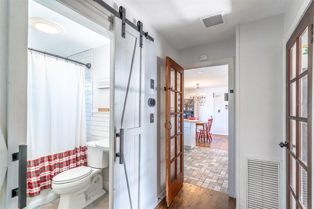 1237 W VOORHIS AVENUE, Deland, FL 32720