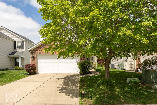 11618 Signet Lane, Indianapolis, IN 46235