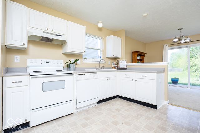 11618 Signet Lane, Indianapolis, IN 46235