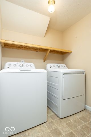 11618 Signet Lane, Indianapolis, IN 46235