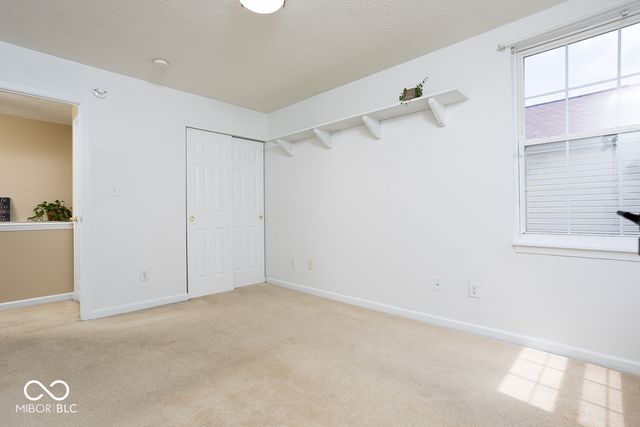 11618 Signet Lane, Indianapolis, IN 46235