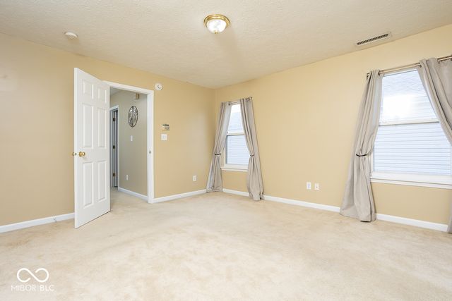 11618 Signet Lane, Indianapolis, IN 46235