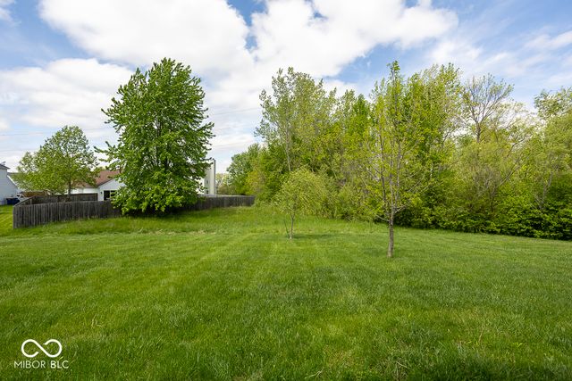 11618 Signet Lane, Indianapolis, IN 46235