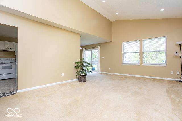 11618 Signet Lane, Indianapolis, IN 46235